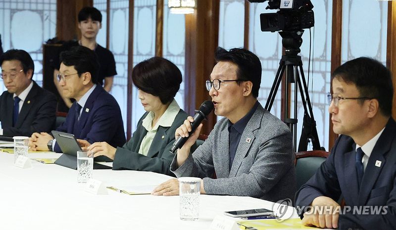 與 "민생 성과"&middot;국힘 "인사&middot;부동산 실정"…추석 여론전 돌입