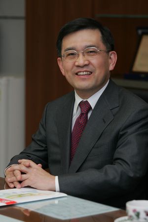 카이스트 신임 이사장에 권오현 前 삼성전자 대표