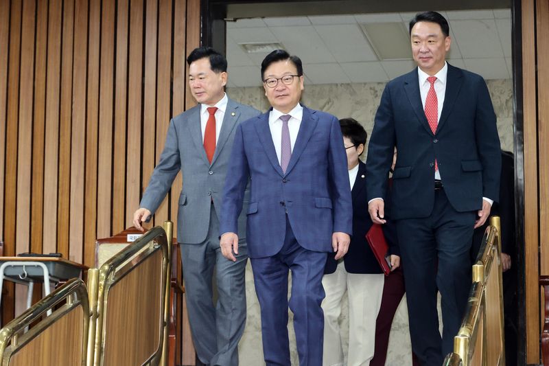 정점식 국민의힘 원내대표가 22일 오전 서울 여의도 국회에서 열린 원내대책회의에 참석하고 있다. 사진=박범준 기자