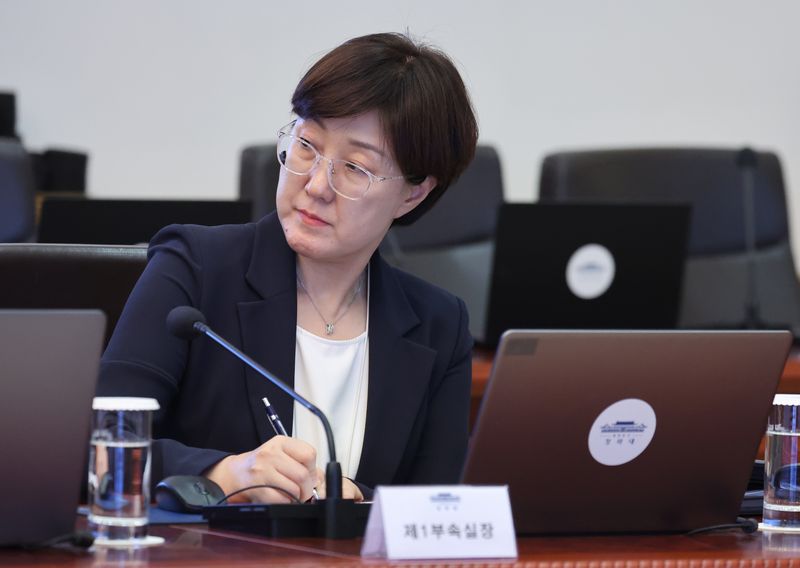 김현지 제1부속실장이 21일 청와대에서 열린 수석 보좌관 회의에 참석해 있다. 2026.9.21 ⓒ 뉴스1 이재명 기자