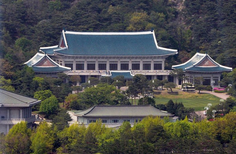 靑 "조희대, 재제청 사유 없다고 호도…공문에 대통령 거부 입장 명백"