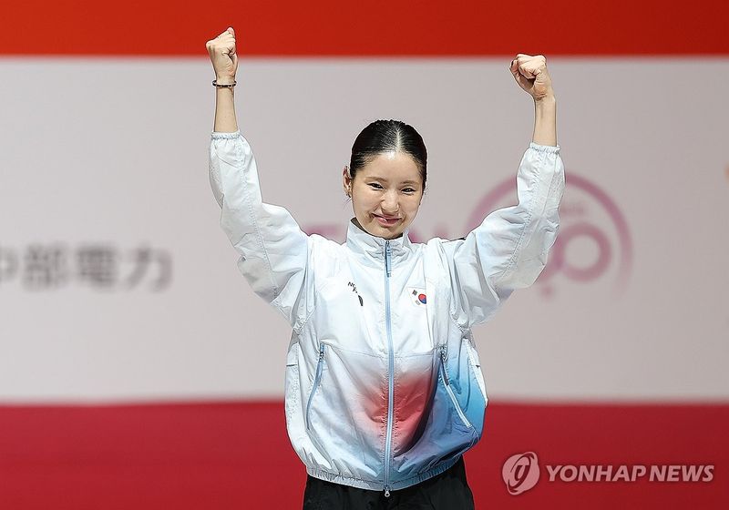'금메달' 송세라, 양주먹 불끈 (출처=연합뉴스)