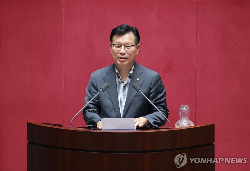 당선 인사하는 이양수 정보위원장 (출처=연합뉴스)