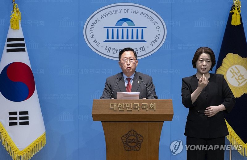 우크라 北포로 한국행 돌발 발표에 韓당혹…"비공개 합의했는데"