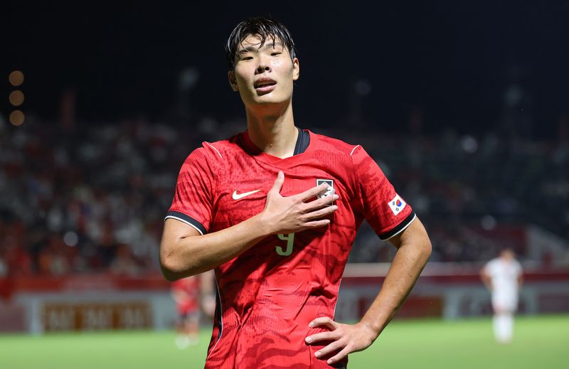 25일 오후 일본 나고야 미즈호 파크 럭비 필드에서 열린 2026 아이치·나고야 아시안게임 남자축구 8강 대한민국과 베트남의 경기, 대한민국 이영준이 팀의 세번째 골을 넣고 기뻐하고 있다. /사진=뉴스1