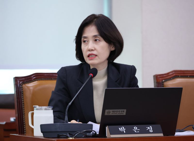 [서울=뉴시스] 김금보 기자 = 박은정 조국혁신당 의원이 지난해 10월 20일 서울 여의도 국회에서 열린 법제사법위원회 국정감사에서 질의를 하고 있다. (사진=뉴시스DB). 2026.09.26. photo@newsis.com
