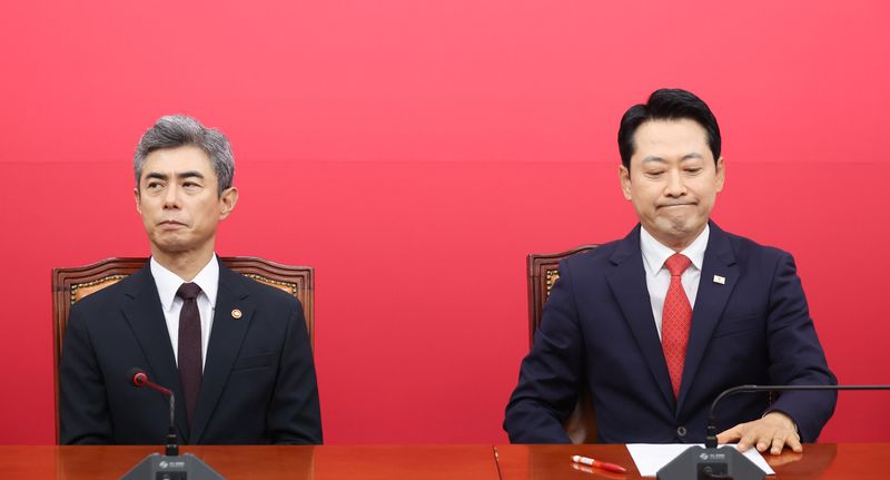 강신철