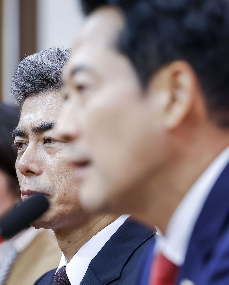 [서울=뉴시스] 정병혁 기자 = 장동혁 국민의힘 대표가 28일 서울 여의도 국회에서 강신철 국방부 장관과 만나 발언하고 있다. 2026.09.28. jhope@newsis.com