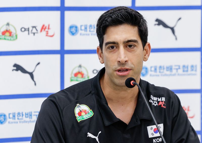 남자 배구 국가대표팀 이사나예 라미레스(Issanaye Ramires) 감독. 뉴스1
