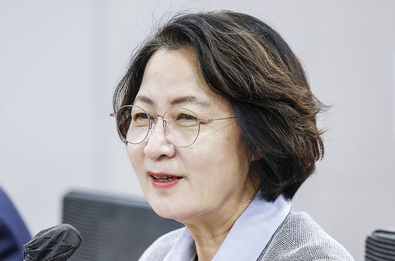 추미애 경기도지사가 28일 서울 여의도 국회 의원회관에서 열린 3기 신도시 자족강화와 신속추진을 위한 국회토론회에서 발언하고 있다. 뉴시스