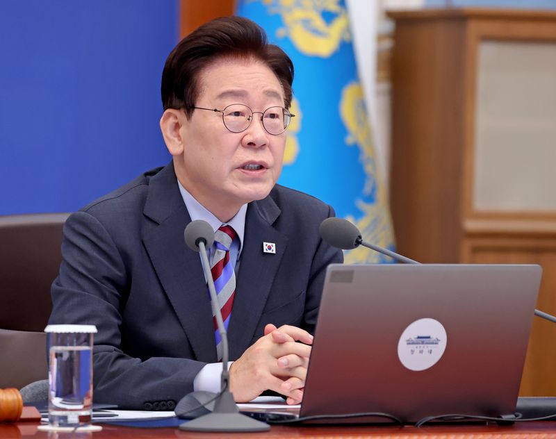 이재명 대통령이 29일 청와대에서 열린 국무회의에서 발언하고 있다. 청와대통신사진기자단