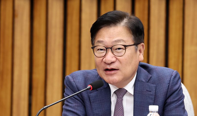 정점식 국민의힘 원내대표가 29일 서울 여의도 국회에서 '군 주요시설 중국산 전기차 출입' 관련 토론회에 참석해 인사말을 하고 있다. 뉴스1