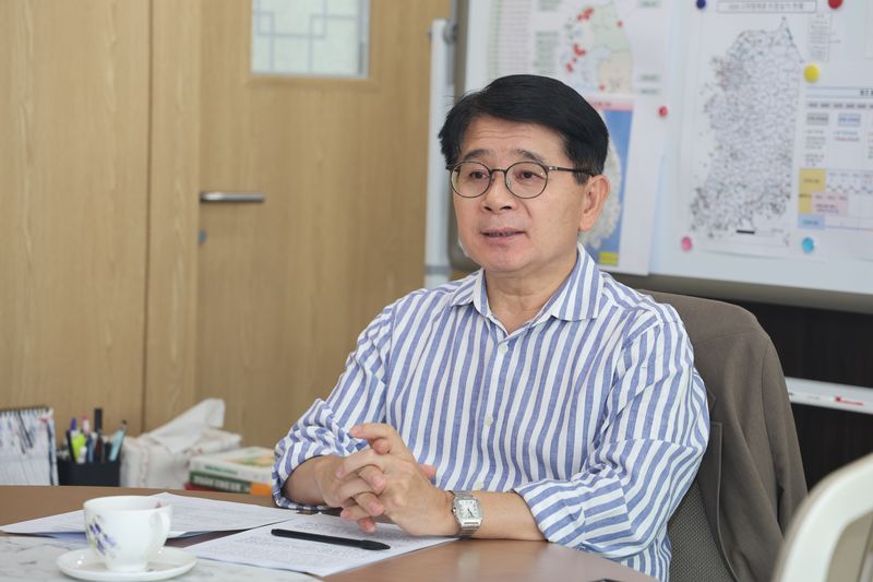 "ASF 백신 개발 민간기업 위해... 내년부터 해외 현지 임상 지원" [인터뷰]
