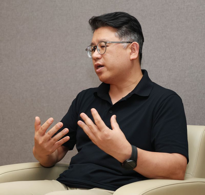 권석준 성균관대 화학공학과 교수가 지난 8월 서울 중구 대한상공회의소에서 진행된 파이낸셜뉴스와 인터뷰에서 중국 반도체 산업에 대해 설명하고 있다.