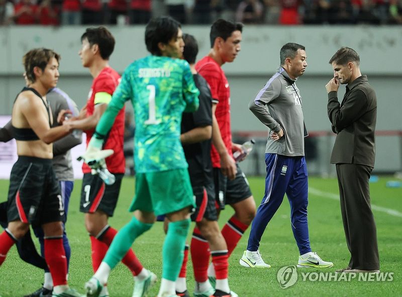4대1 패배한 모레노 (출처=연합뉴스)