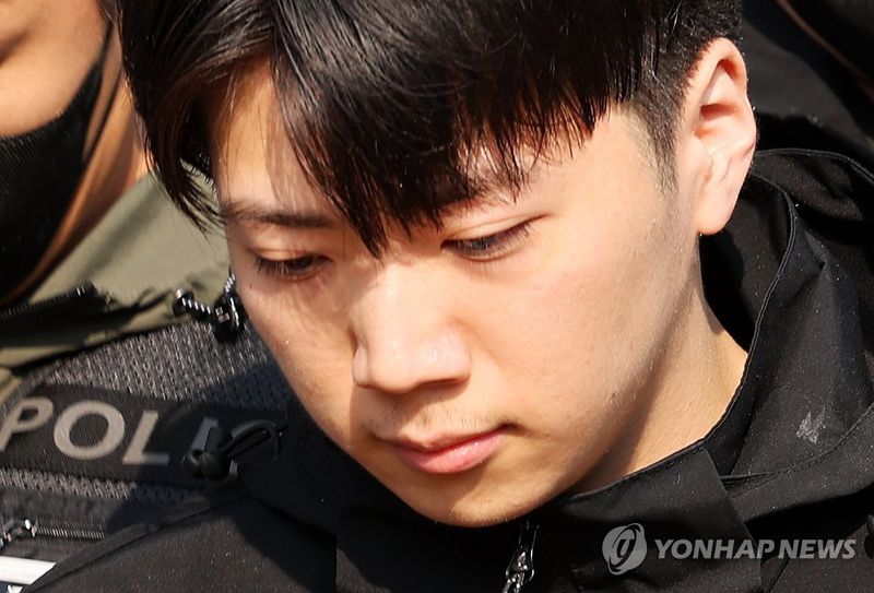 광주지법 형사13부(이정호 부장판사)가 30일 성폭력범죄의 처벌 등에 관한 특례법상 '강간살인' 등 혐의로 기소된 장윤기<사진>에게 무기징역을 선고했다. 연합뉴스 제공