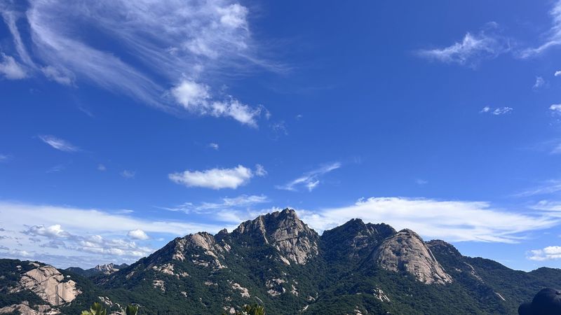 [세종=뉴시스] 손차민 기자 = 경기 고양시 북한산 국립공원 전경. 2026.09.05 charming@newsis.com *재판매 및 DB 금지