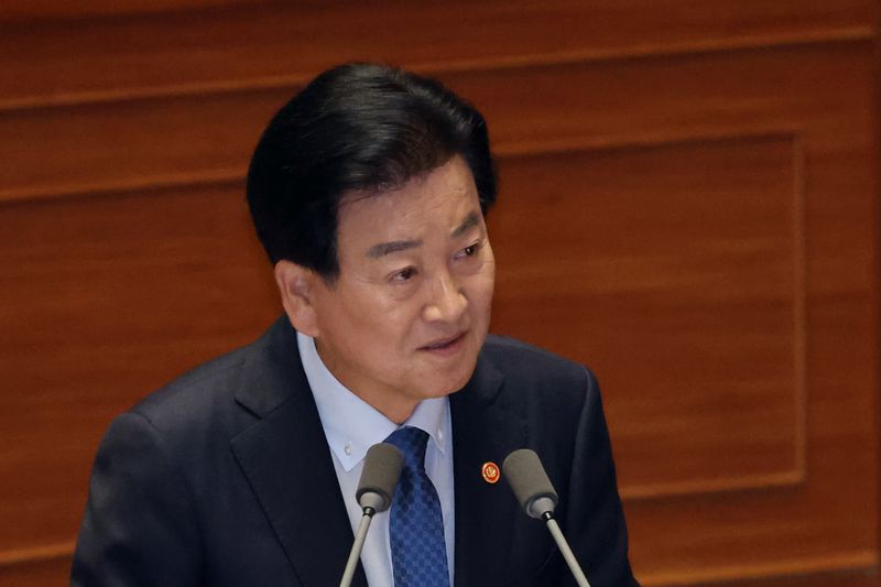 정동영 통일부 장관이 지난 10일 오후 서울 여의도 국회에서 열린 제439회국회(정기회) 제6차 본회의에서 대정부질문(외교·통일·안보)에 답하고 있다. /사진=뉴스1