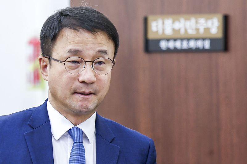 한병도 더불어민주당 원내대표가 1일 서울 여의도 국회에서 열린 정책조정회의에 참석하고 있다. 뉴시스