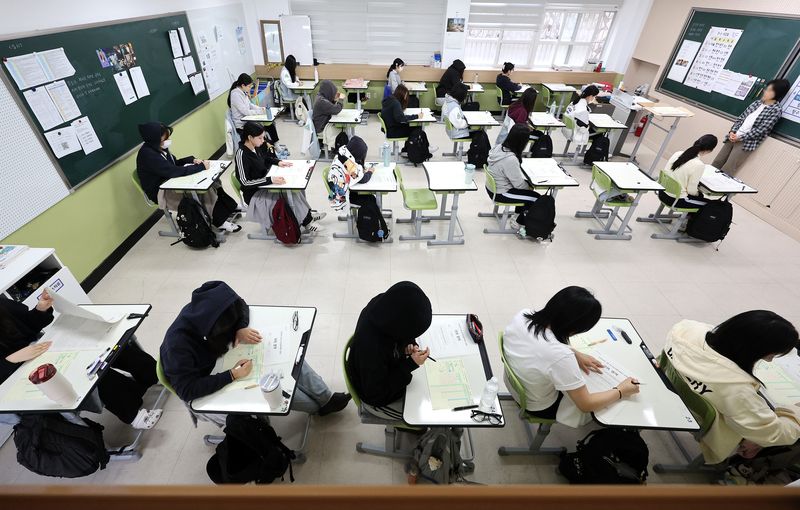 2026학년도 고3 전국연합학력평가에 응시한 수험생들. (사진은 기사 내용과 무관함) 2026.5.7 ⓒ 뉴스1