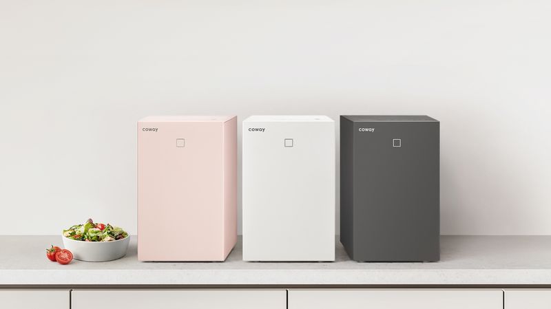 제로 음식물처리기 미생물형. 코웨이 제공