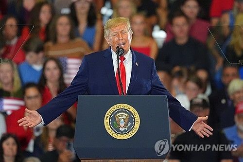 트럼프, 韓투자 발표 다음날에도 '알래스카 후보 띄우기'