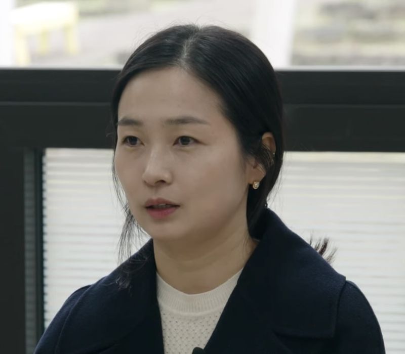 한국화가 이미성. 제주대학교에서 한국화를 전공한 이미성 작가는 6일부터 11일까지 전주 교동미술관에서 제8회 개인전 ‘기억이 머무는 풍경’을 열고 제주 자연과 기억을 바탕으로 한 신작을 선보인다. 사진=이미성 작가