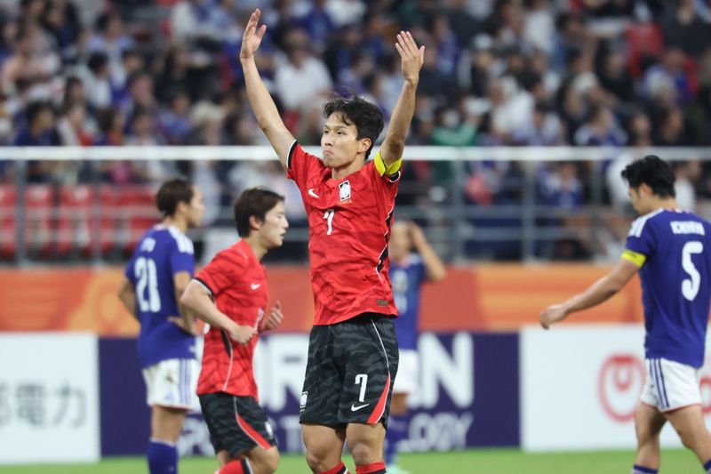 3일 일본 아이치현 도요타 스타디움에서 열린 2026 아이치·나고야 아시안게임 축구 결승전 대한민국과 일본의 경기, 대한민국 엄지성이 선제골을 넣은뒤 세리머니를 하고 있다. 2026.10.3 ⓒ 뉴스1 김도우 기자 /사진=뉴스1