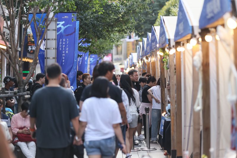 지난해 9월 열린 ‘제30회 부산국제영화제’ 커뮤니티 비프 커비로드 행사 현장. 부산국제영화제 사무국 제공