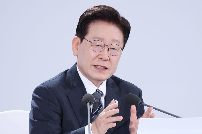 이재명 대통령이 지난 2일 세종특별자치시에서 열린 '국민의 목소리, 대한민국을 바꾼다' 민원 혁신 사례보고회에서 발언하고 있다. 뉴시스