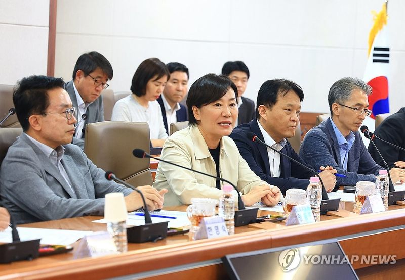 송미령 장관 "경자유전 여전히 유효…시대 맞게 농지법 개정"