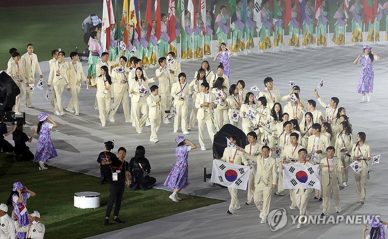 폐회식 입장하는 한국 선수단 (출처=연합뉴스)