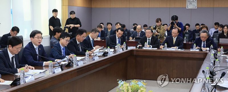발언하는 이억원 금융위원장 (출처=연합뉴스)