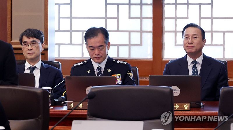 국무회의 참석한 직무대행들 (출처=연합뉴스)