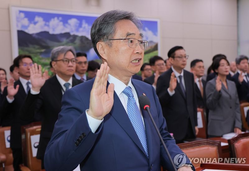 선서하는 조현 외교부 장관 (출처=연합뉴스)