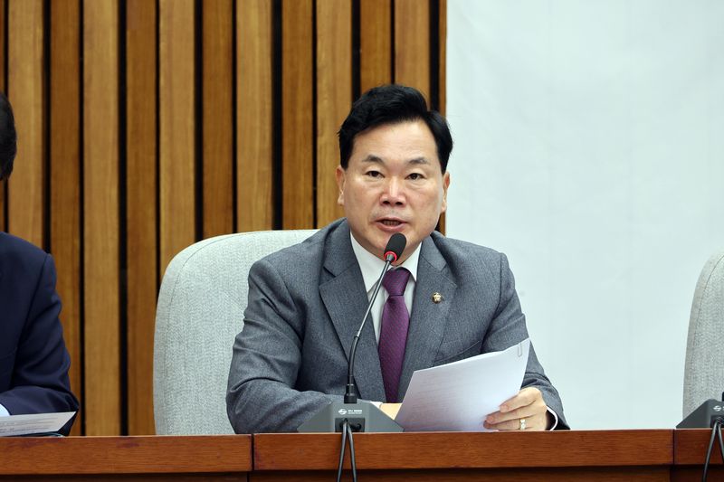 국민의힘 김승수 원내운영수석부대표가 6일 국회에서 열린 국정감사대책회의에서 발언을 하고 있다. 사진=박범준 기자