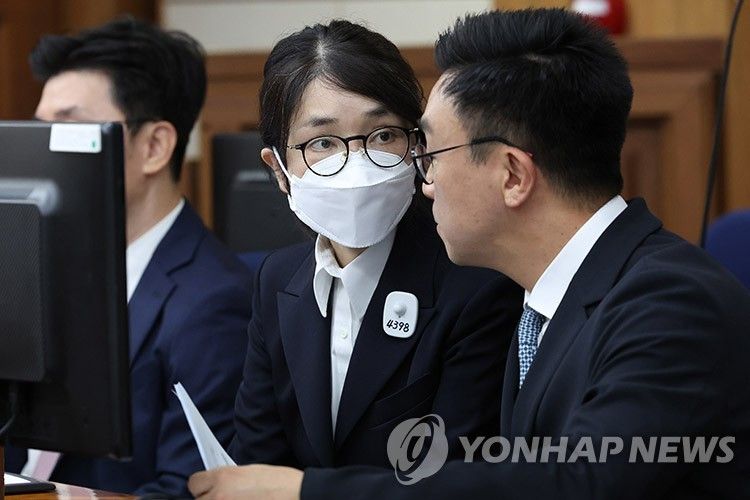 재판 출석한 김건희 (출처=연합뉴스)