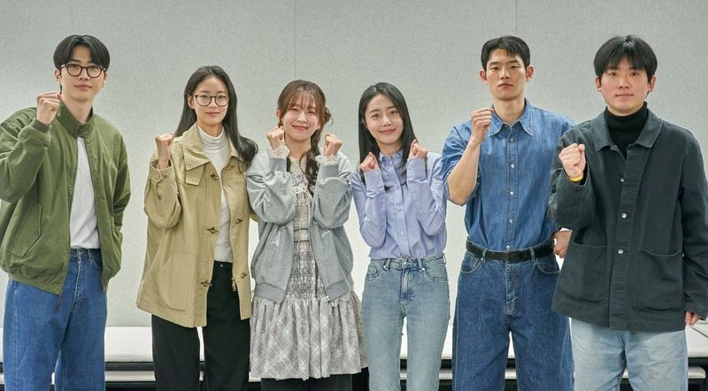 배우 강훈, 이이담, 윤가이, 문희, 김정진, 조현철(왼쪽부터) (출처=연합뉴스)