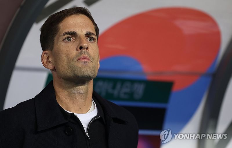 경기 앞둔 로베르토 모레노 감독 (출처=연합뉴스)