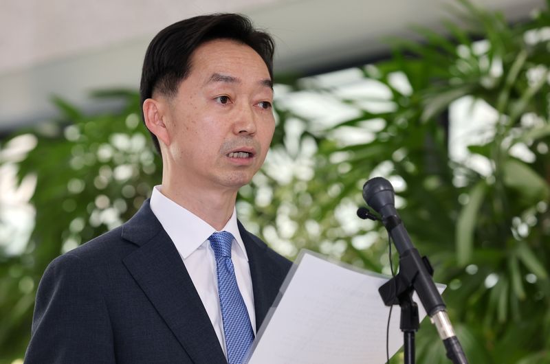 김지용 중대범죄수사청장 후보자가 지난 8일 인사청문회 준비 사무실이 마련된 종로구 정부서울청사 창성동 별관에서 기자회견을 갖고 입장을 발표하고 있다. 뉴스1