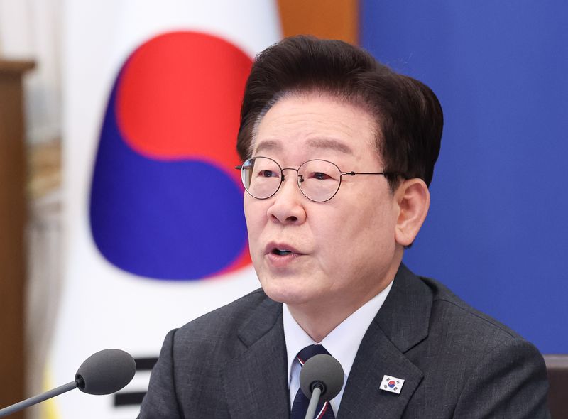이재명 대통령이 6일 청와대에서 열린 국무회의에서 발언을 하고 있다. 2026.10.6 ⓒ 뉴스1 허경 기자