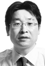 [포럼] 정보 홍수 시대의 3가지 함정