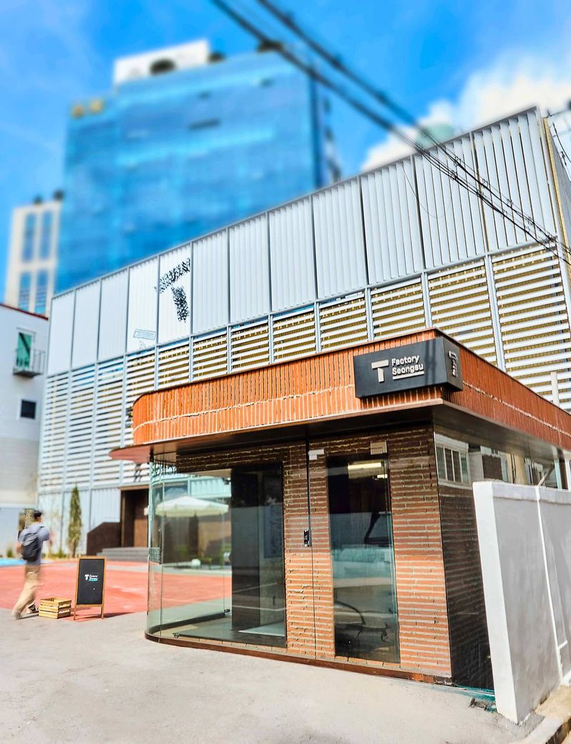 SK텔레콤은 국립중앙박물관, 한국방문의해위원회, 국립박물관문화재단과 민관협력 프로젝트 'K-보물길(K-Treasure Road)'을 추진한다고 12일 밝혔다. SK텔레콤 제공