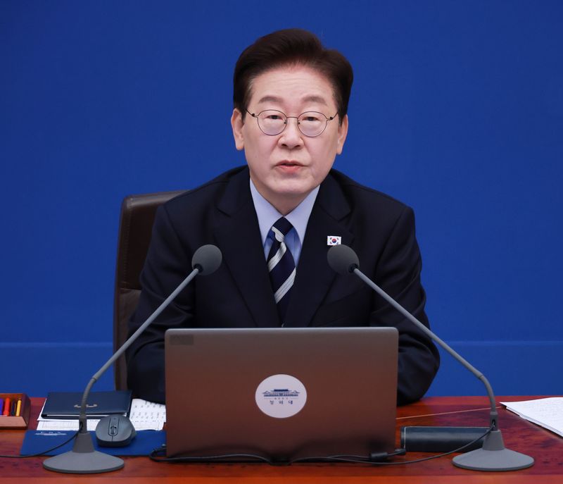이재명 대통령이 13일 청와대에서 열린 국무회의에서 발언하고 있다. 연합뉴스