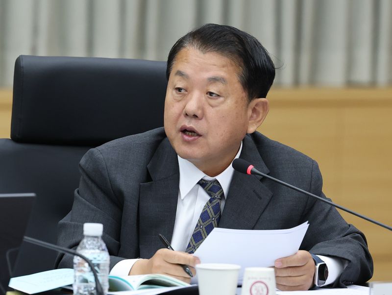 김병주 더불어민주당 의원이 12일 정부대전청사 병무청에서 열린 국회 국방위원회 국정감사에서 질의하고 있다. 사진=뉴스1화상