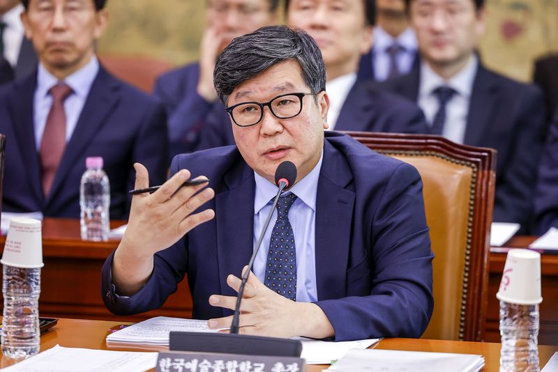 편장완 한국예술종합학교 총장이 14일 서울 여의도 국회에서 열린 문화체육관광위원회의 한국관광공사 등 문화체육관광부 산하 공공기관 및 유관기관 국정감사에서 질문에 답하고 있다. /사진=뉴시스