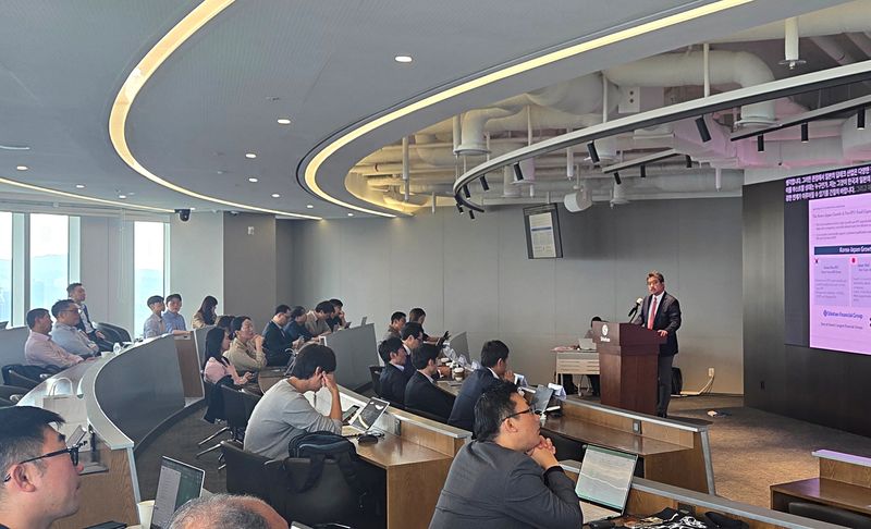 지난 3일 여의도 TP타워 신한투자증권 본사 41층에서 열린 '한일 딥테크 컨퍼런스' 진행 모습. 신한투자증권 제공