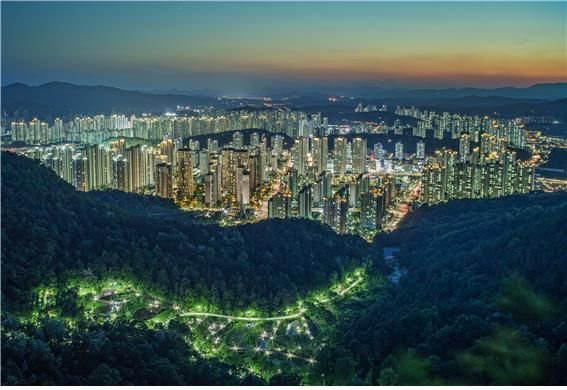 원수산 전망대에서 본 행복도시 세종 야경