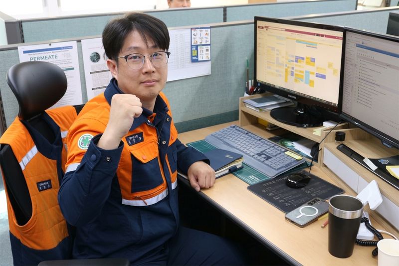 포스코스틸리온 제품개발그룹 컬러섹션 김인규 리더. 포스코 제공