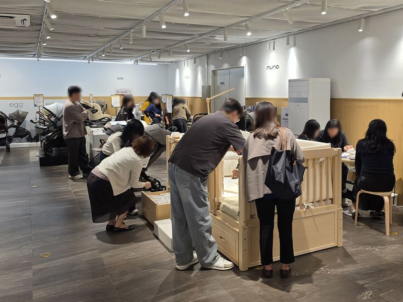 신세계백화점 강남점 1층 코베X베이비페어 관련 사진 (신세계백화점 제공)
